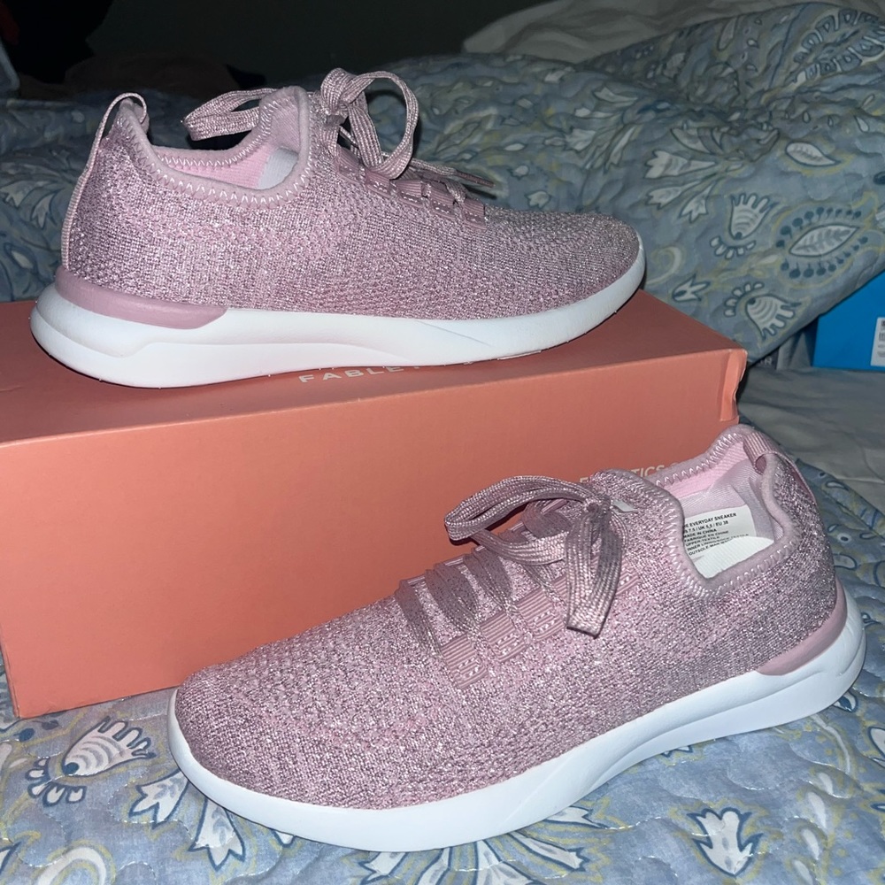 Fabletics brand new